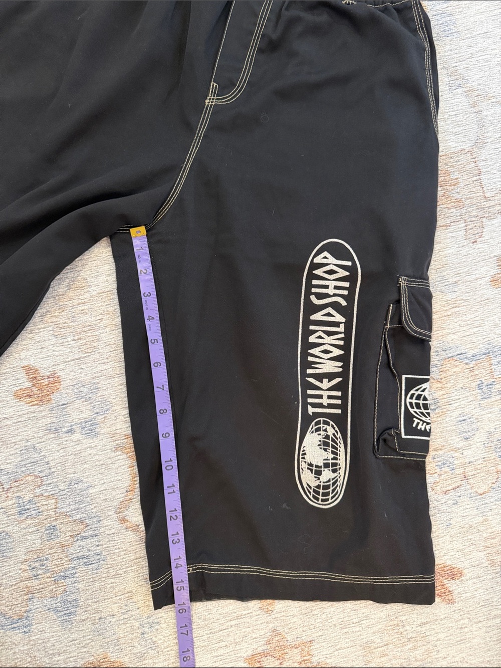 Harmonie Black Y2K Cargo Bermuda Shorts World Graphic L - Picture 4 of 7